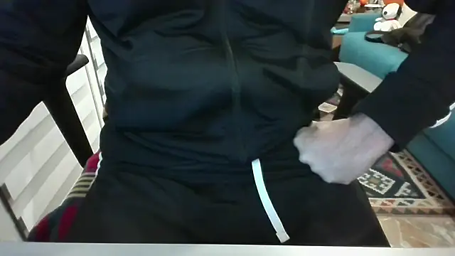 Snapshot of alessexxx24 chatting on October 7, 2025, 11:24 pm alessexxx24 online show from October 7, 2025, 11:24 pm