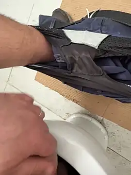 alex899927 online show from January 28, 2025, 1:16 pm