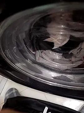 alex899927 online show from April 12, 2026, 1:38 pm