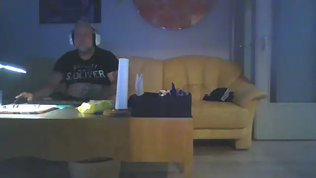 Snapshot of Hotwerner666 chatting on September 19, 2025, 11:55 am Hotwerner666 online show from September 19, 2025, 11:55 am