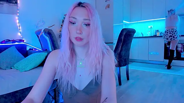 Snapshot of AlexRoseLiRed chatting on December 20, 2024, 7:50 pm AlexRoseLiRed online show from December 20, 2024, 7:50 pm