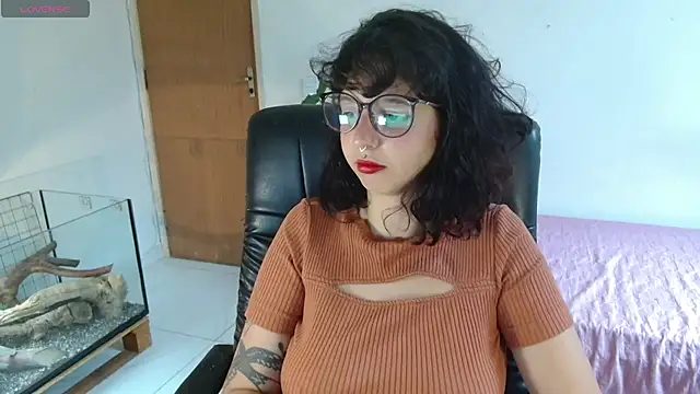 myamillor online show from October 15, 2025, 11:21 am