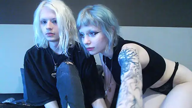 Snapshot of Alien_Bella chatting on January 21, 2025, 11:13 am Alien Bella online show from January 21, 2025, 11:13 am