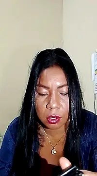 Snapshot of rosmery-navarro chatting on March 18, 2025, 4:04 am rosmery-navarro online show from March 18, 2025, 4:04 am