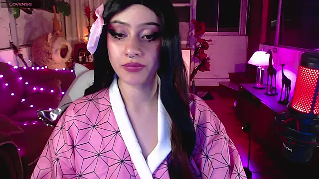 Snapshot of Aquamarinebubble chatting on February 8, 2025, 7:26 am Aquamarinebubble online show from February 8, 2025, 7:26 am