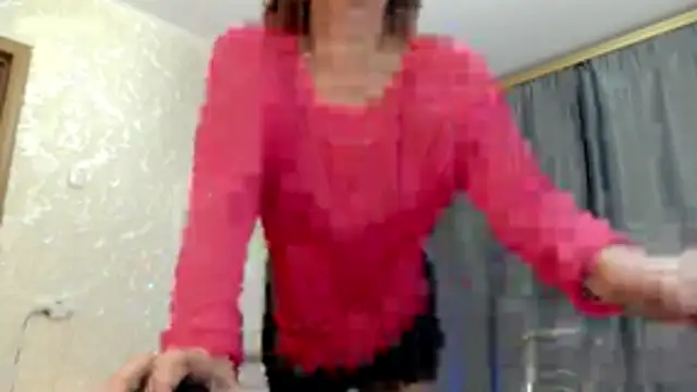 elenaza online show from November 6, 2025, 6:53 pm