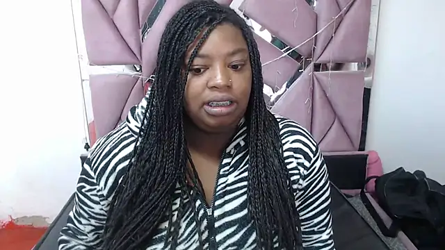 morenahott1 online show from February 20, 2025, 11:42 am