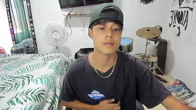 Zack falcon online show from January 2, 2025, 8:02 pm