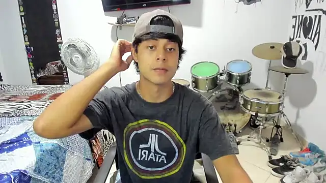 Zack falcon online show from September 23, 2025, 3:20 am