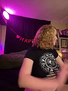 Mallorykoxx69 online show from February 22, 2025, 7:45 am