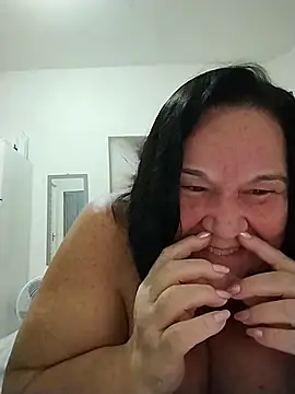 Yaya Mineira online show from April 14, 2026, 3:01 am