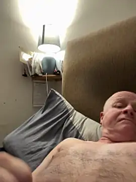 locallad88 online show from February 18, 2026, 5:42 pm