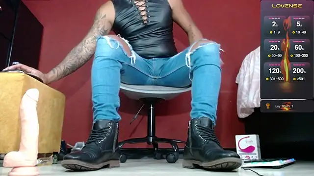 TomLover 12 online show from February 10, 2025, 2:59 pm