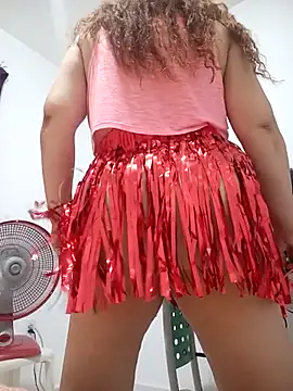 CASADASIGILO2 online show from February 13, 2025, 2:01 am