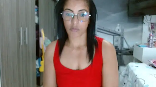 kateleyagrey online show from February 7, 2025, 1:47 am