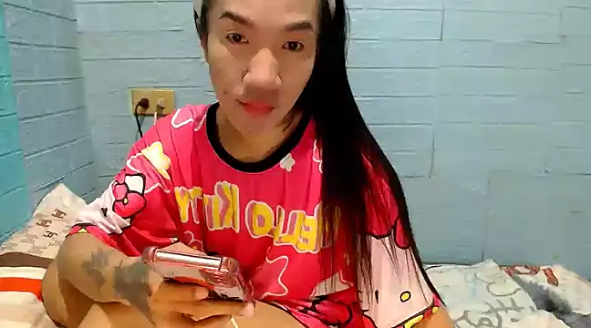 Snapshot of AsianNaughtiesMistress chatting on January 7, 2025, 11:24 pm AsianNaughtiesMistress online show from January 7, 2025, 11:24 pm