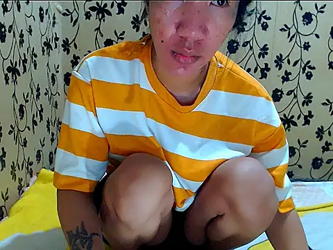 Snapshot of AsianNaughtiesMistress chatting on December 19, 2025, 12:56 pm AsianNaughtiesMistress online show from December 19, 2025, 12:56 pm