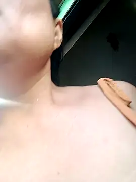 Snapshot of Sofiafuckbabes chatting on January 18, 2025, 12:35 am Sofiafuckbabes online show from January 18, 2025, 12:35 am