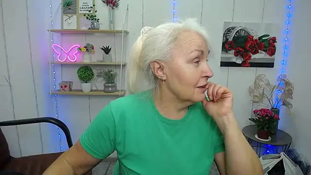 BlondyLeeBest online show from March 7, 2025, 7:16 pm