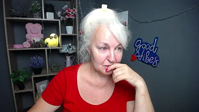 BlondyLeeBest online show from July 13, 2026, 6:22 pm