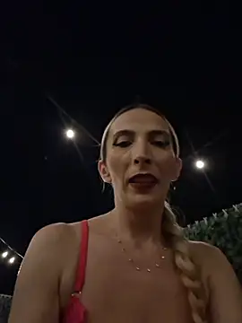 AlexaBarnes online show from July 7, 2026, 7:18 pm