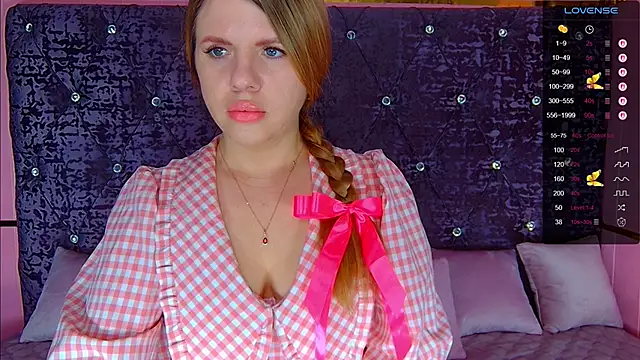 NoraBigAss online show from June 1, 2026, 2:13 am