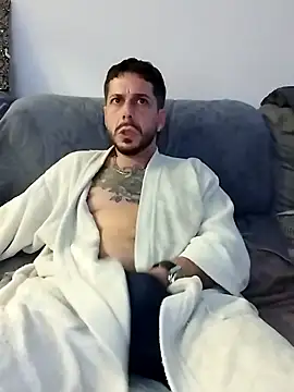 LoGaNfree88 online show from January 23, 2025, 6:35 pm