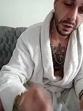 LoGaNfree88 online show from February 28, 2025, 2:42 pm