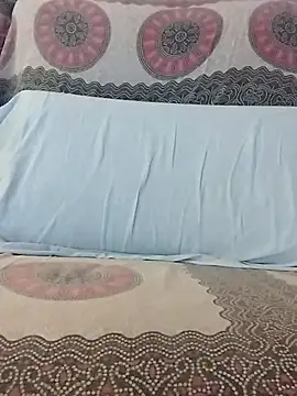 LoGaNfree88 online show from November 11, 2025, 11:38 pm