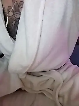 LoGaNfree88 online show from March 16, 2026, 1:33 am