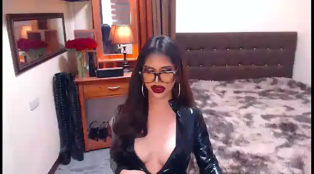 EXTREMELYDOM online show from January 22, 2025, 8:40 am