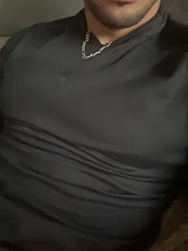 pimentfort77 online show from April 14, 2026, 6:30 am