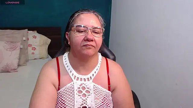 Snapshot of scaelettdubois chatting on May 29, 2026, 1:25 am scaelettdubois online show from May 29, 2026, 1:25 am