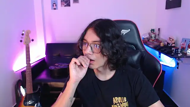 Snapshot of malik_harrison__ chatting on January 22, 2025, 5:59 pm malik harrison online show from January 22, 2025, 5:59 pm