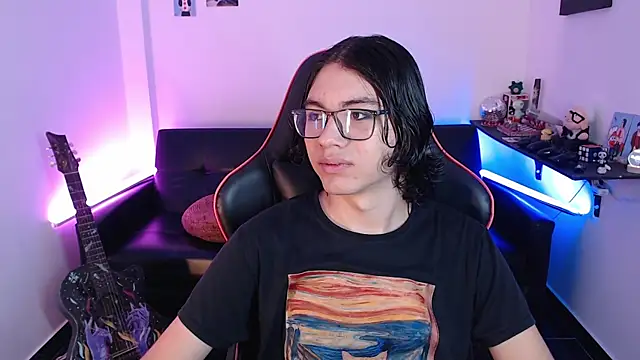 Snapshot of malik_harrison__ chatting on January 26, 2025, 2:41 pm malik harrison online show from January 26, 2025, 2:41 pm