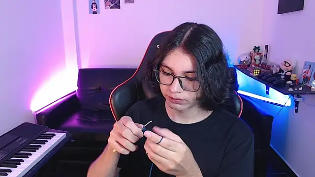 Snapshot of malik_harrison__ chatting on February 6, 2025, 2:48 pm malik harrison online show from February 6, 2025, 2:48 pm