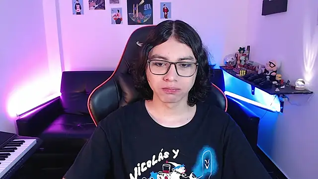 Snapshot of malik_harrison__ chatting on February 11, 2025, 2:24 pm malik harrison online show from February 11, 2025, 2:24 pm