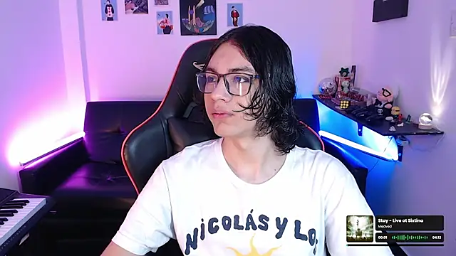 Snapshot of malik_harrison__ chatting on February 12, 2025, 2:10 pm malik harrison online show from February 12, 2025, 2:10 pm