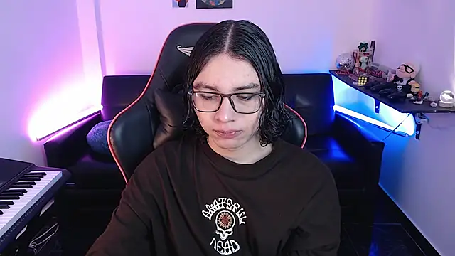 Snapshot of malik_harrison__ chatting on February 21, 2025, 2:48 pm malik harrison online show from February 21, 2025, 2:48 pm