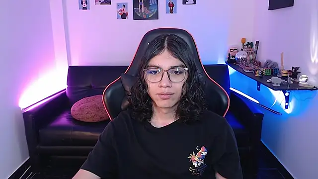 Snapshot of malik_harrison__ chatting on September 10, 2025, 2:50 pm malik harrison online show from September 10, 2025, 2:50 pm