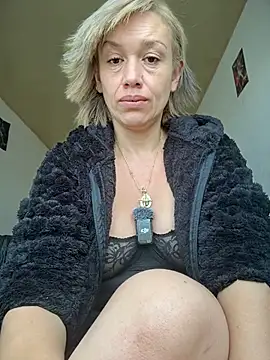 Snapshot of sexymarilyncolombia chatting on April 2, 2026, 1:20 pm sexymarilyncolombia online show from April 2, 2026, 1:20 pm