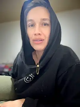 Snapshot of sexymarilyncolombia chatting on May 17, 2026, 4:21 am sexymarilyncolombia online show from May 17, 2026, 4:21 am