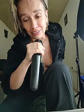Snapshot of sexymarilyncolombia chatting on June 25, 2026, 1:16 am sexymarilyncolombia online show from June 25, 2026, 1:16 am