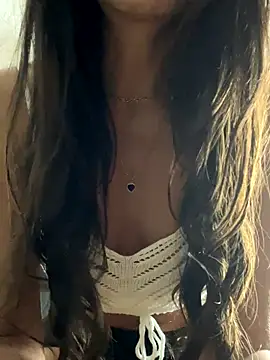 SHARONRodrig online show from September 8, 2025, 8:41 pm