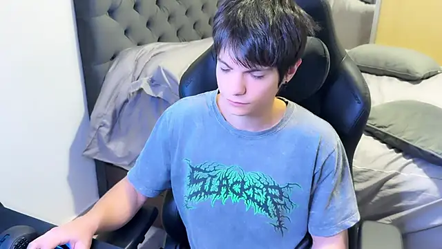 SasukeUhchiaa online show from February 27, 2025, 1:48 am