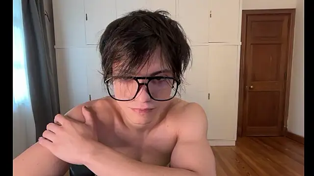 SasukeUhchiaa online show from January 9, 2026, 9:49 pm