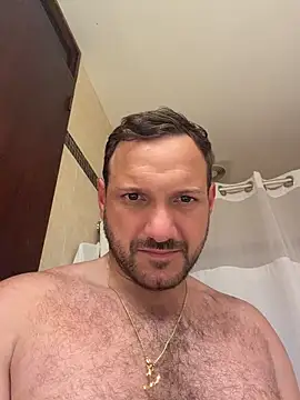 Snapshot of JonJ0 chatting on February 3, 2026, 12:42 am JonJ0 online show from February 3, 2026, 12:42 am