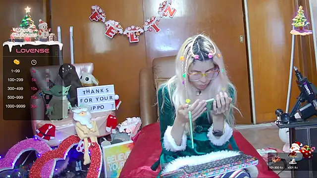 Snapshot of Skinygirl chatting on December 24, 2024, 12:11 am Skinygirl online show from December 24, 2024, 12:11 am