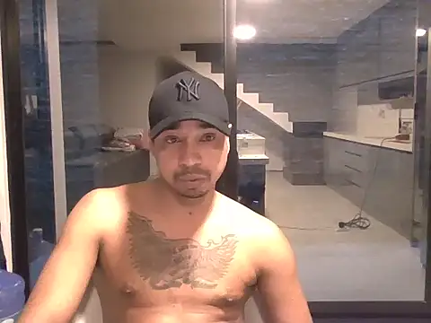 Juninho10c online show from November 4, 2025, 4:33 am