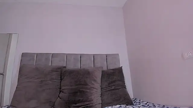 Snapshot of taylor_suxx chatting on October 30, 2025, 7:47 pm taylor suxx online show from October 30, 2025, 7:47 pm